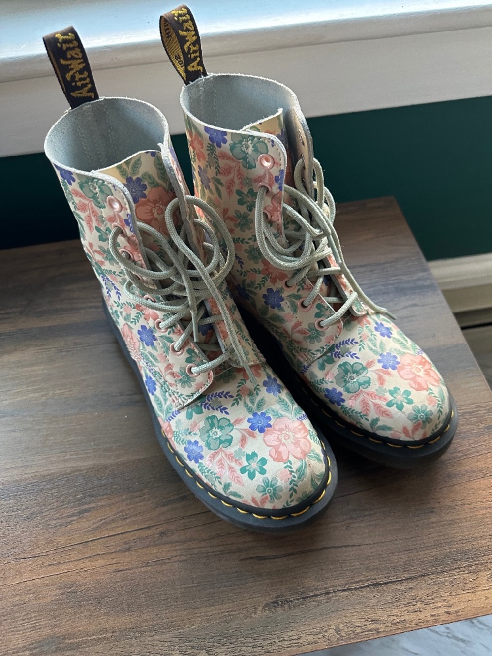1460 Pascal Boot Floral